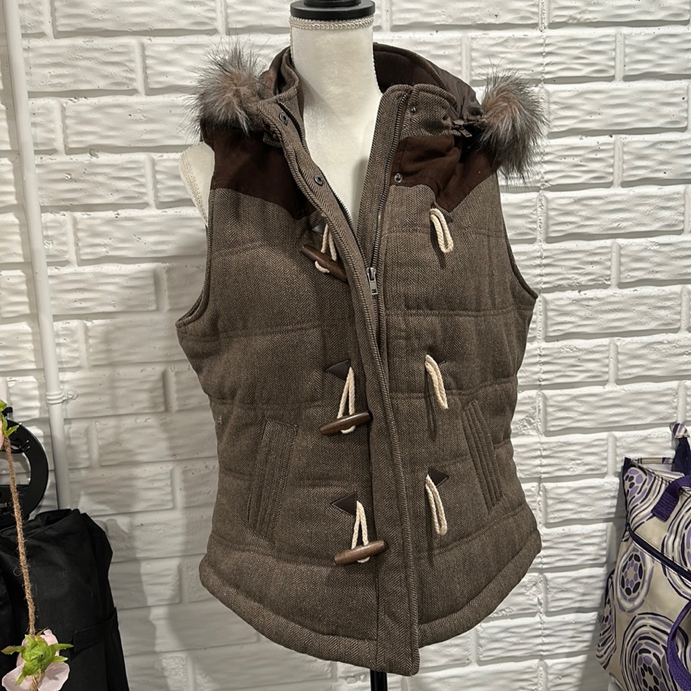 Vanity Vest